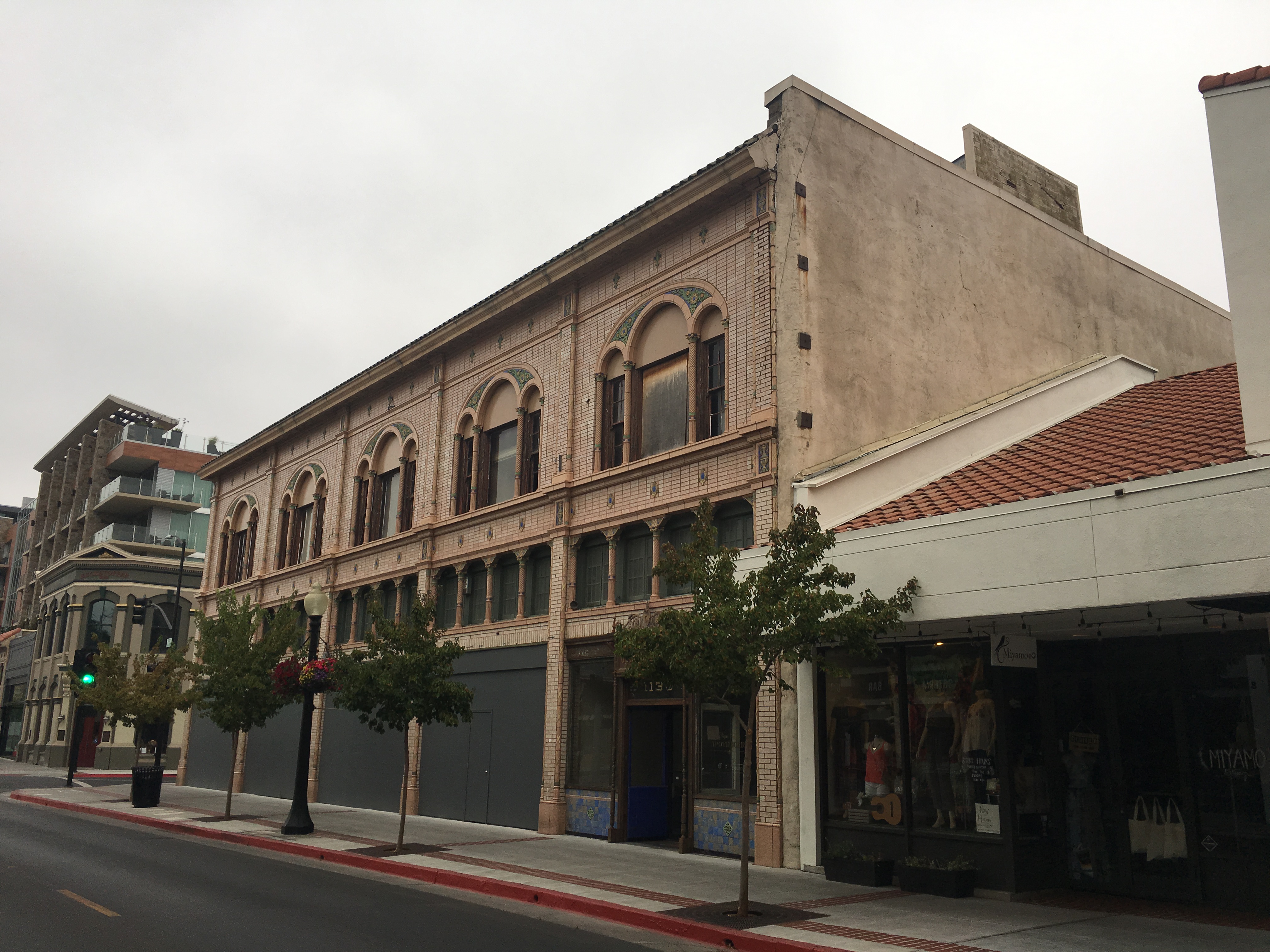 Pre-renovation First Street facade
